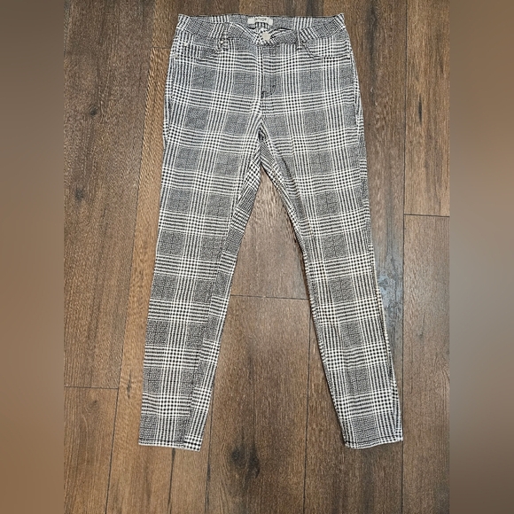 Refuge Plaid Skinny Pants - Size 8 - Picture 6 of 12